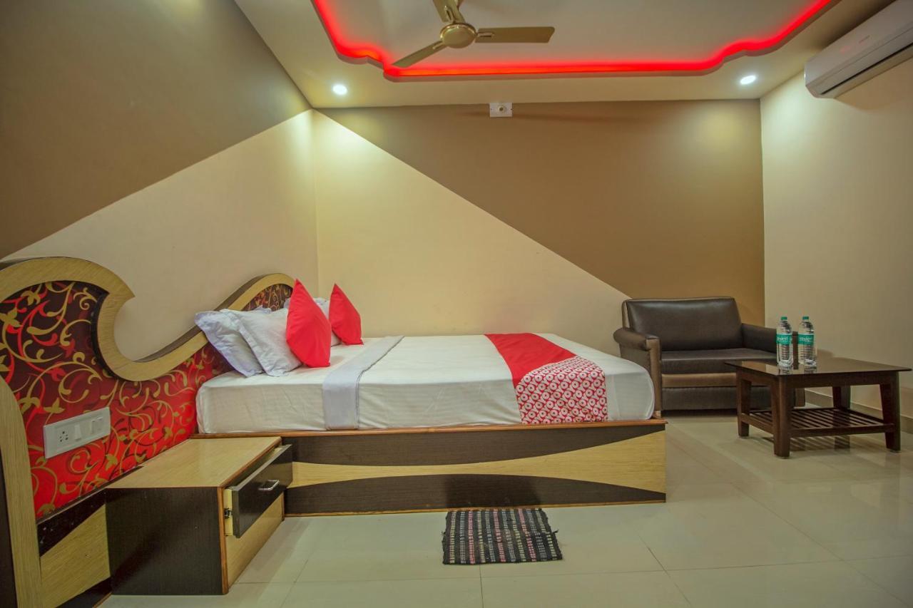 Hôtel Oyo 29778 Panchadeep Bhawan à Fālākāta Extérieur photo